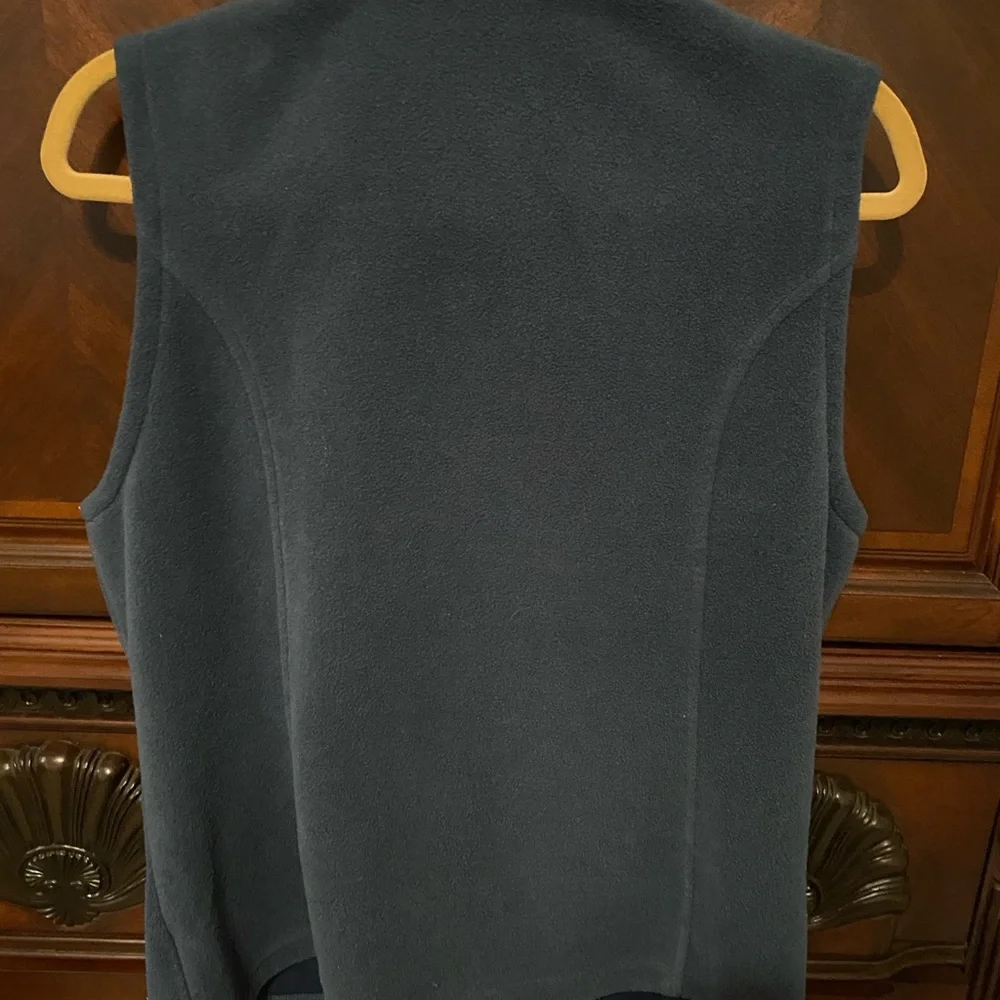 Women’s Columbia Navy Blue Fleece Vest - Picture 3 of 6